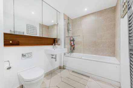 Canute House, Brentford Lock, Brentford, Image 14