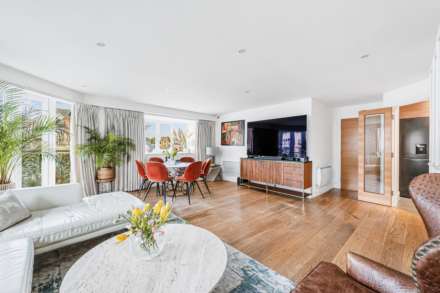 Canute House, Brentford Lock, Brentford, Image 4