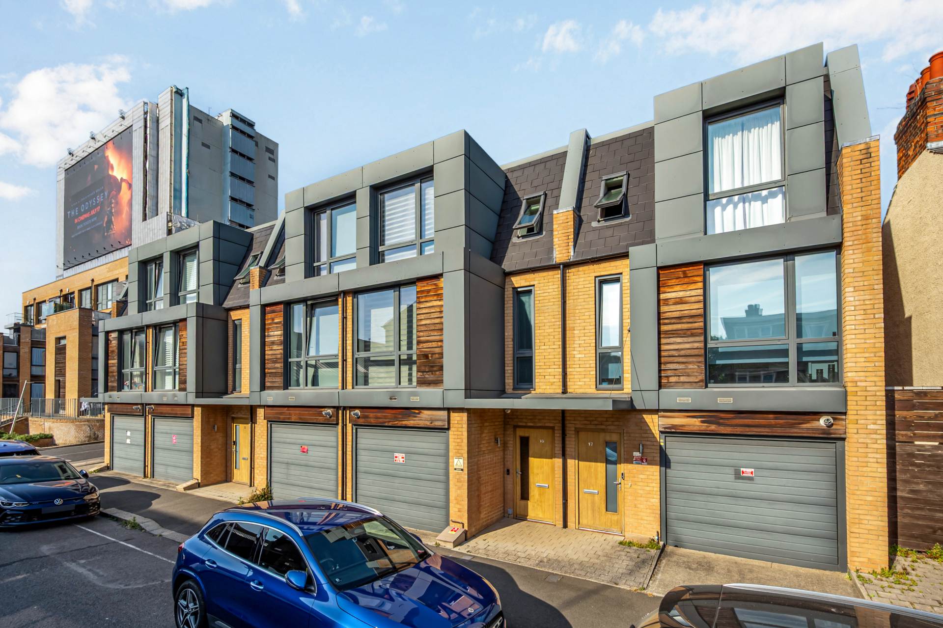 Brook Lane North, Brentford, Image 1
