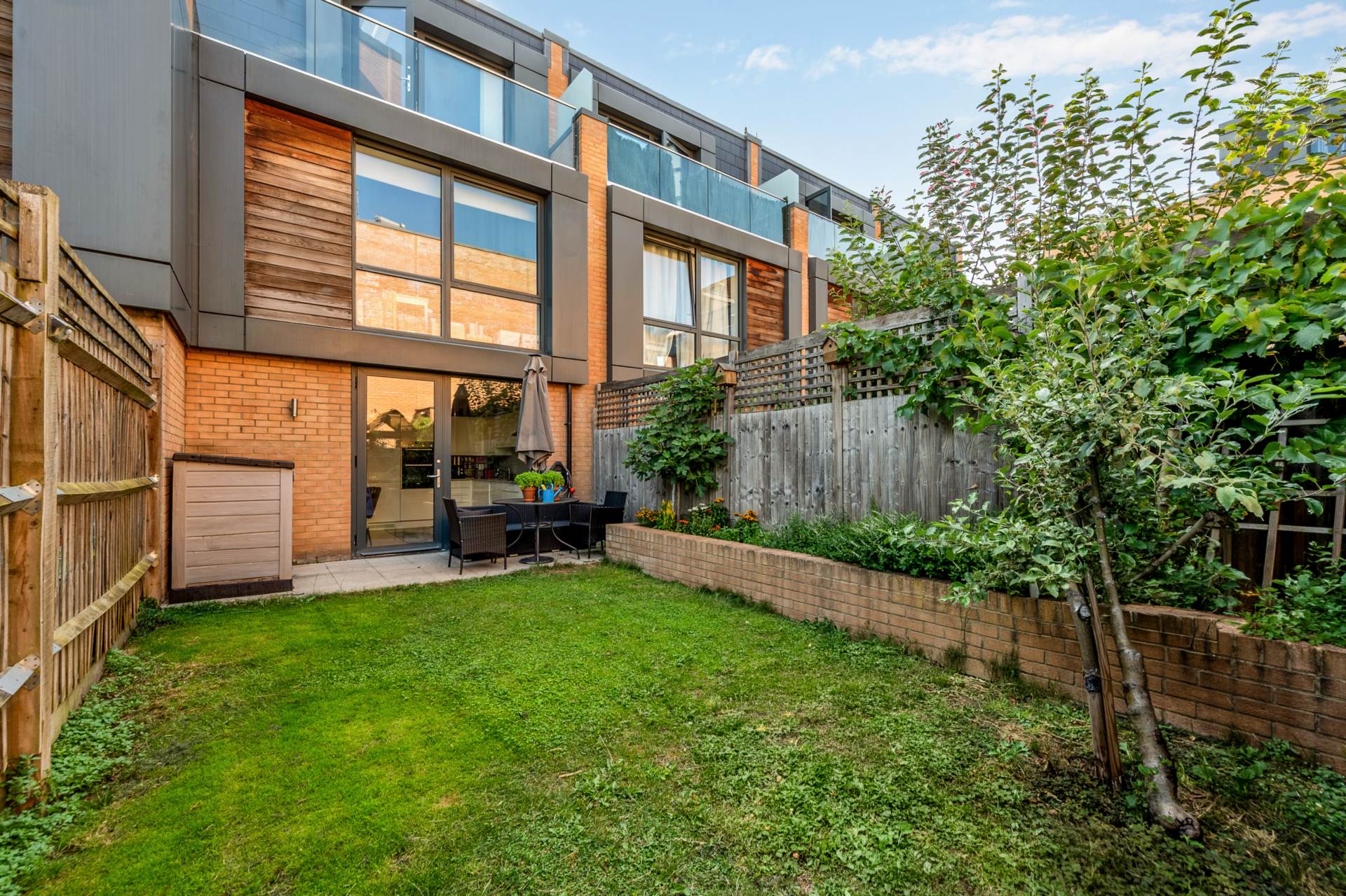 Brook Lane North, Brentford, Image 14