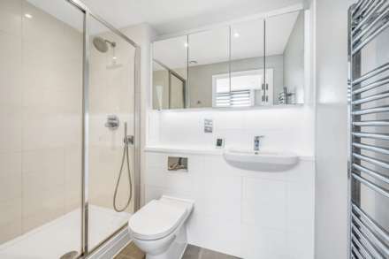 Brook Lane North, Brentford, Image 9
