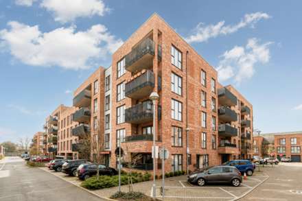 Myers Court, Brentford, Image 1
