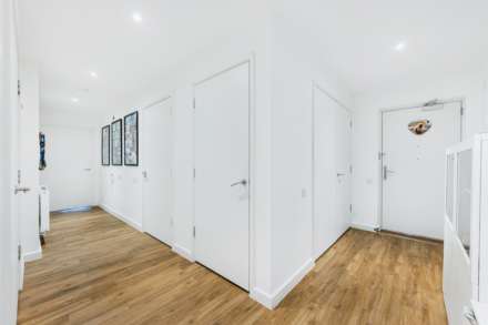 Myers Court, Brentford, Image 13