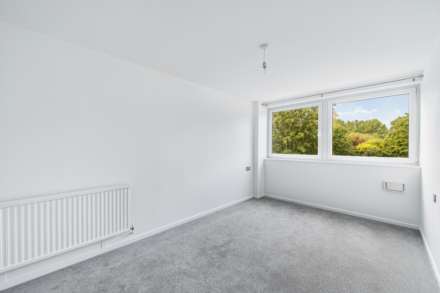 Otho Court, Brentford Dock, Image 4