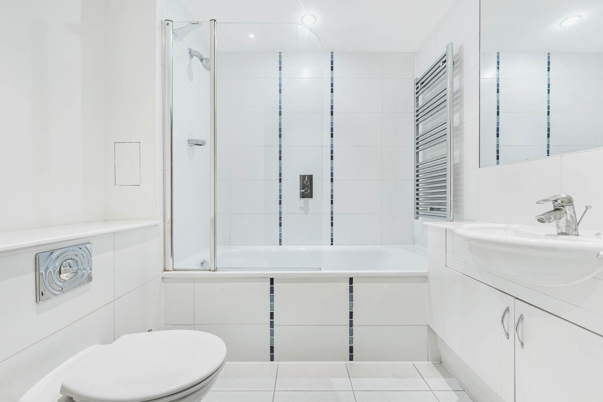 Moorings House, Brentford, Image 10