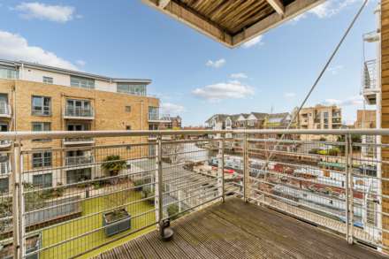 Moorings House, Brentford, Image 6