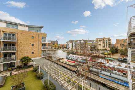 Moorings House, Brentford, Image 7