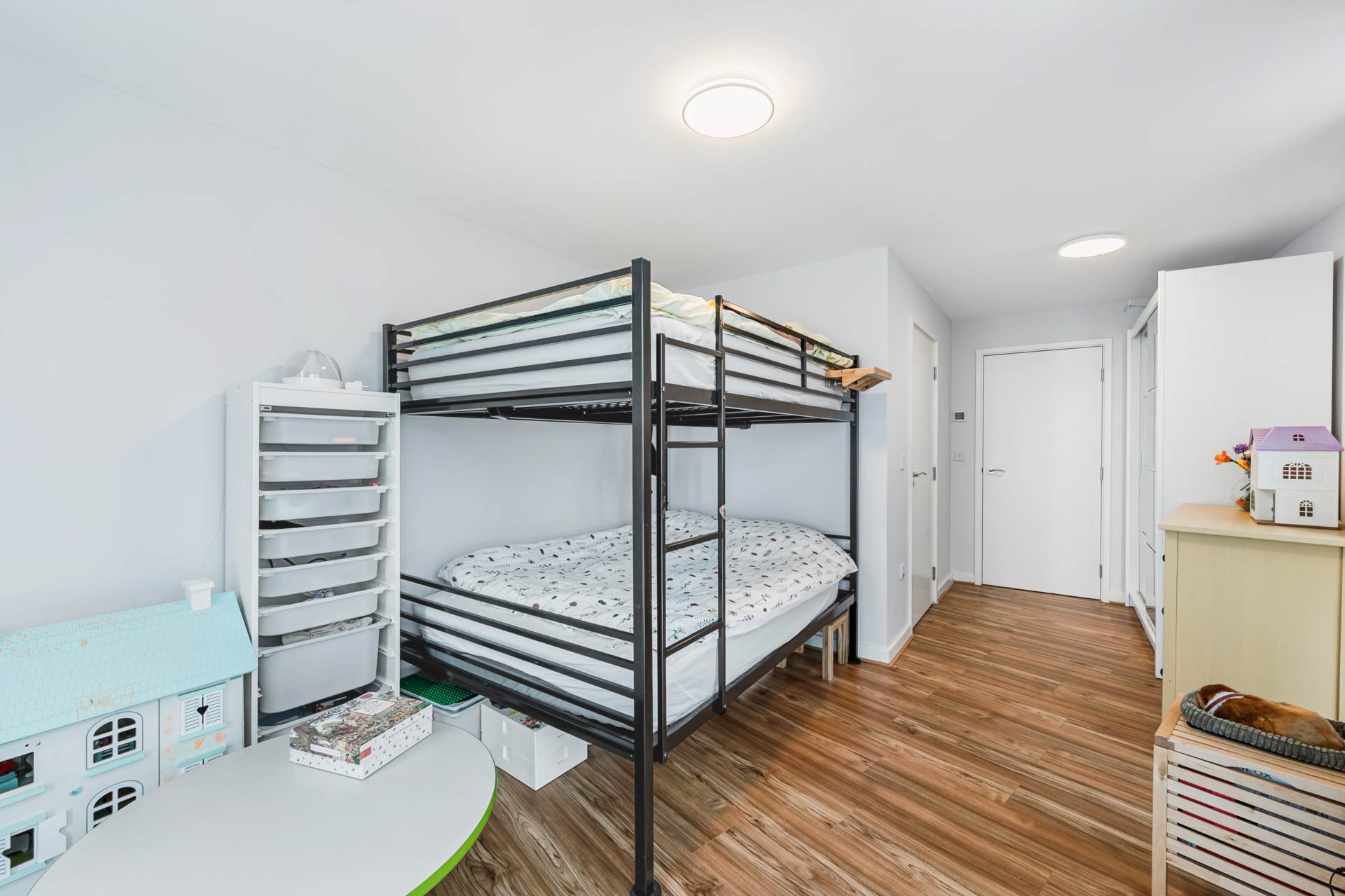Baltic Avenue, Brentford, Image 13