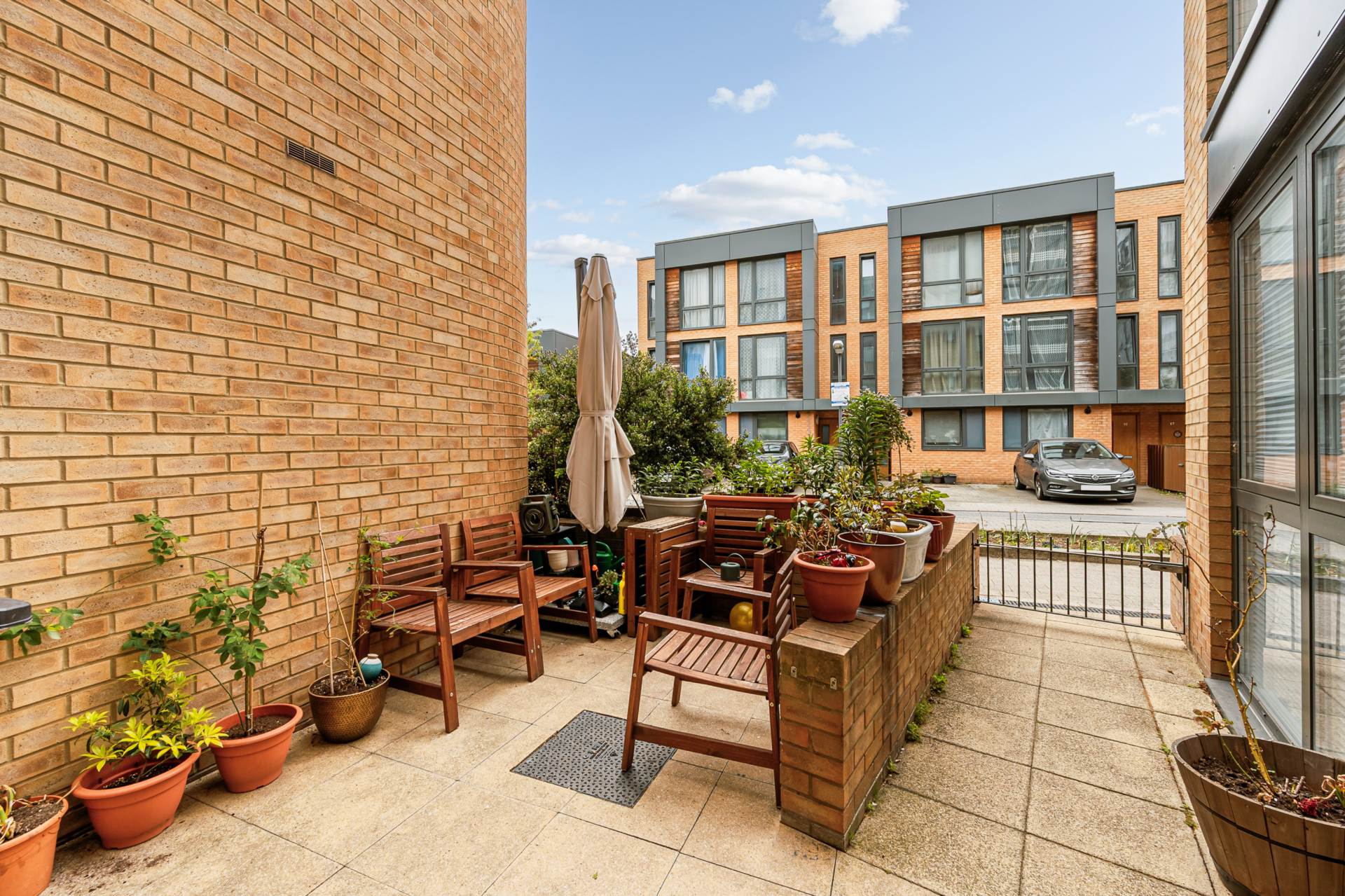 Baltic Avenue, Brentford, Image 2
