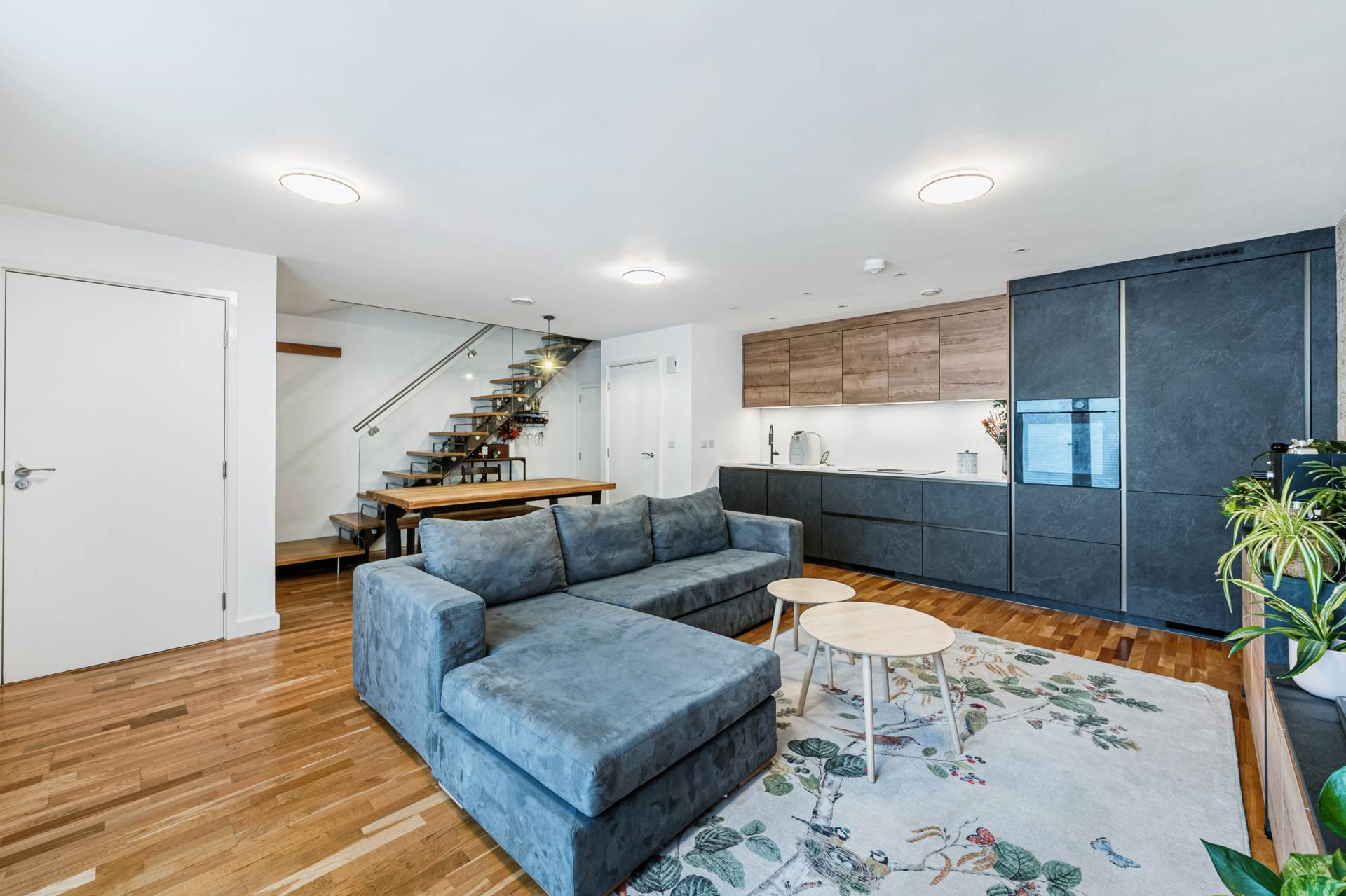 Baltic Avenue, Brentford, Image 4