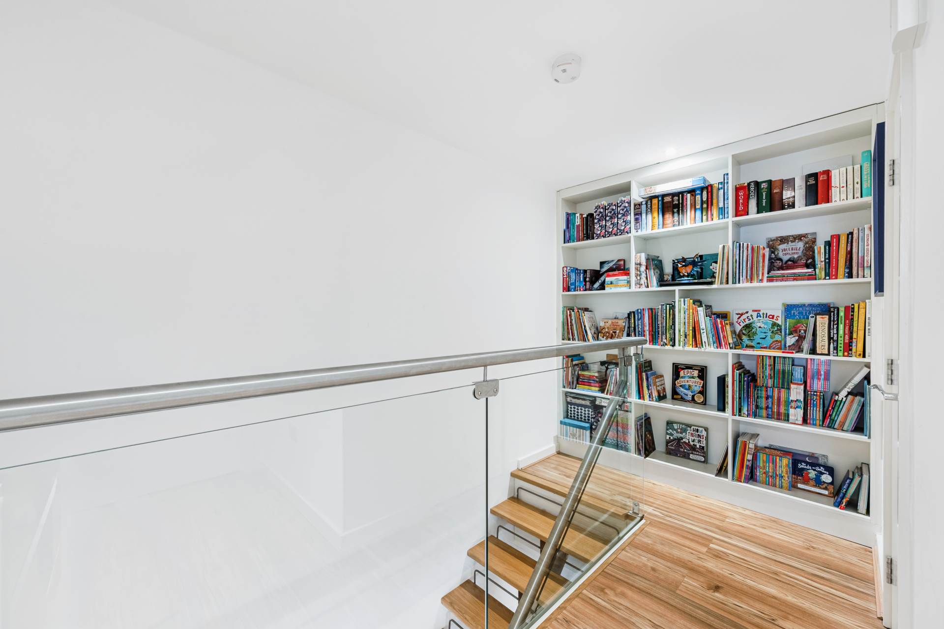 Baltic Avenue, Brentford, Image 8
