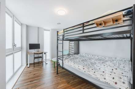 Baltic Avenue, Brentford, Image 12