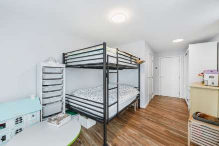 Baltic Avenue, Brentford, Image 13