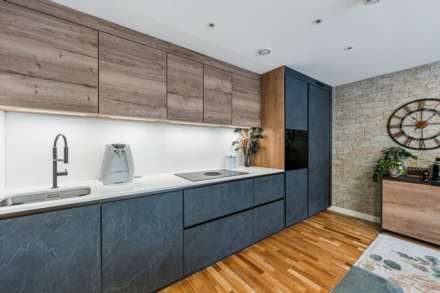 Baltic Avenue, Brentford, Image 5