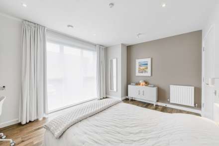 Myers Court, Brentford, Image 13