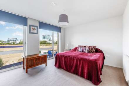 Isambard Court, Brentford Lock West, Image 1