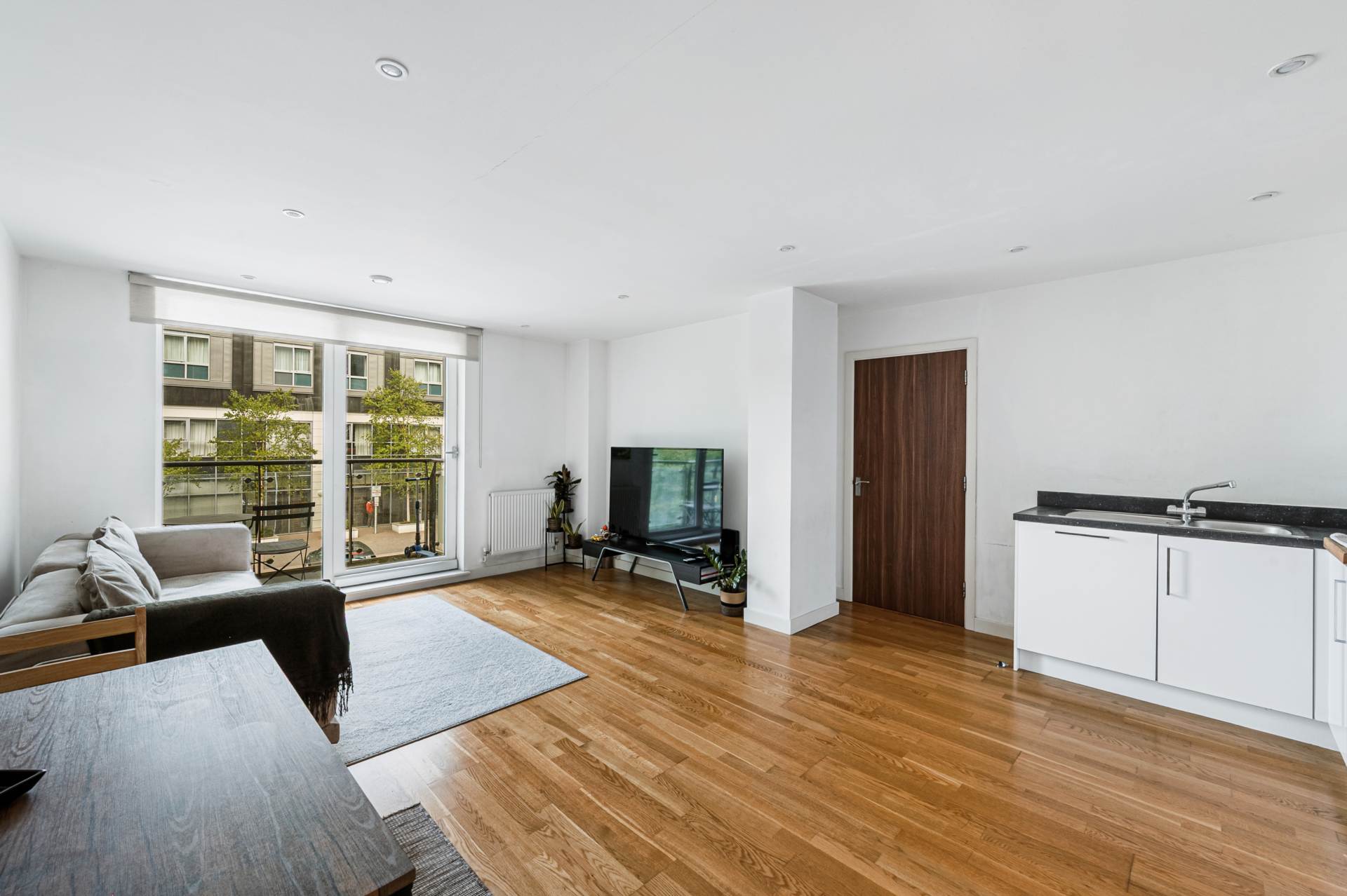 Burgoyne House, Great West Quarter, Brentford, Image 3