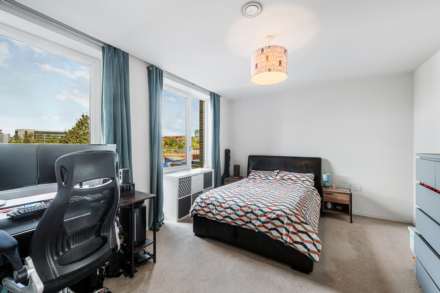 Isambard Court, Paddlers Avenue, Brentford, Image 7
