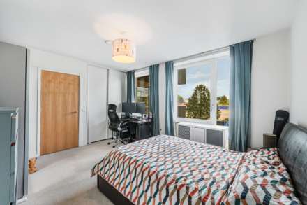 Isambard Court, Paddlers Avenue, Brentford, Image 8
