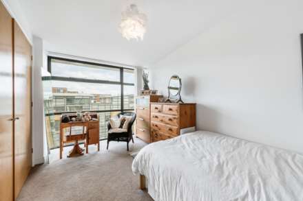 Ferry Lane, Ferry Quays, Brentford, Image 10