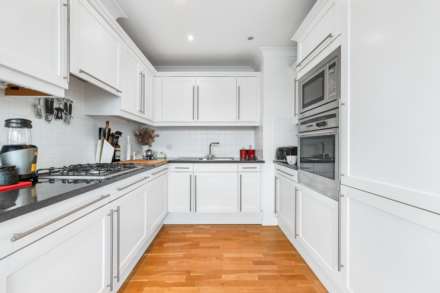Ferry Lane, Ferry Quays, Brentford, Image 5
