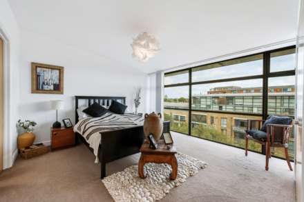 Ferry Lane, Ferry Quays, Brentford, Image 6