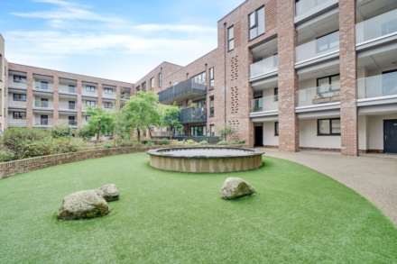 Myers Court, Brentford, Image 1