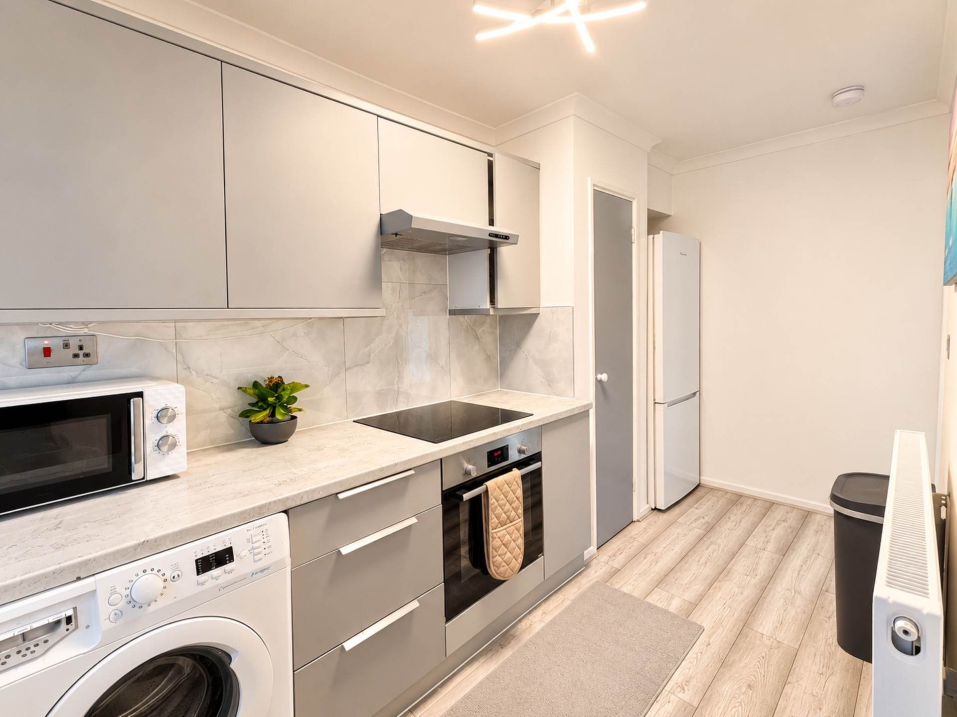 Romulus Court, Justin Close, Brentford Dock, Image 7