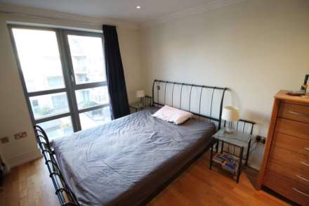 The Island, Brentford, Image 5