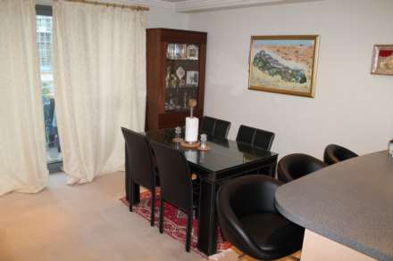 The Island, Tallow Road, Brentford, Image 1
