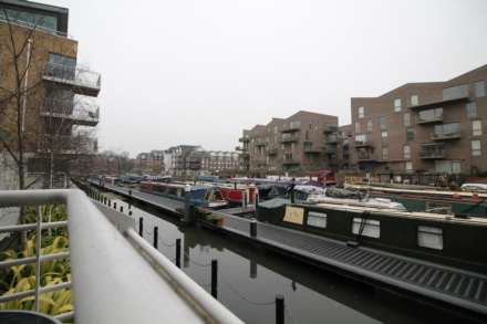 The Island, Brentford, Image 2