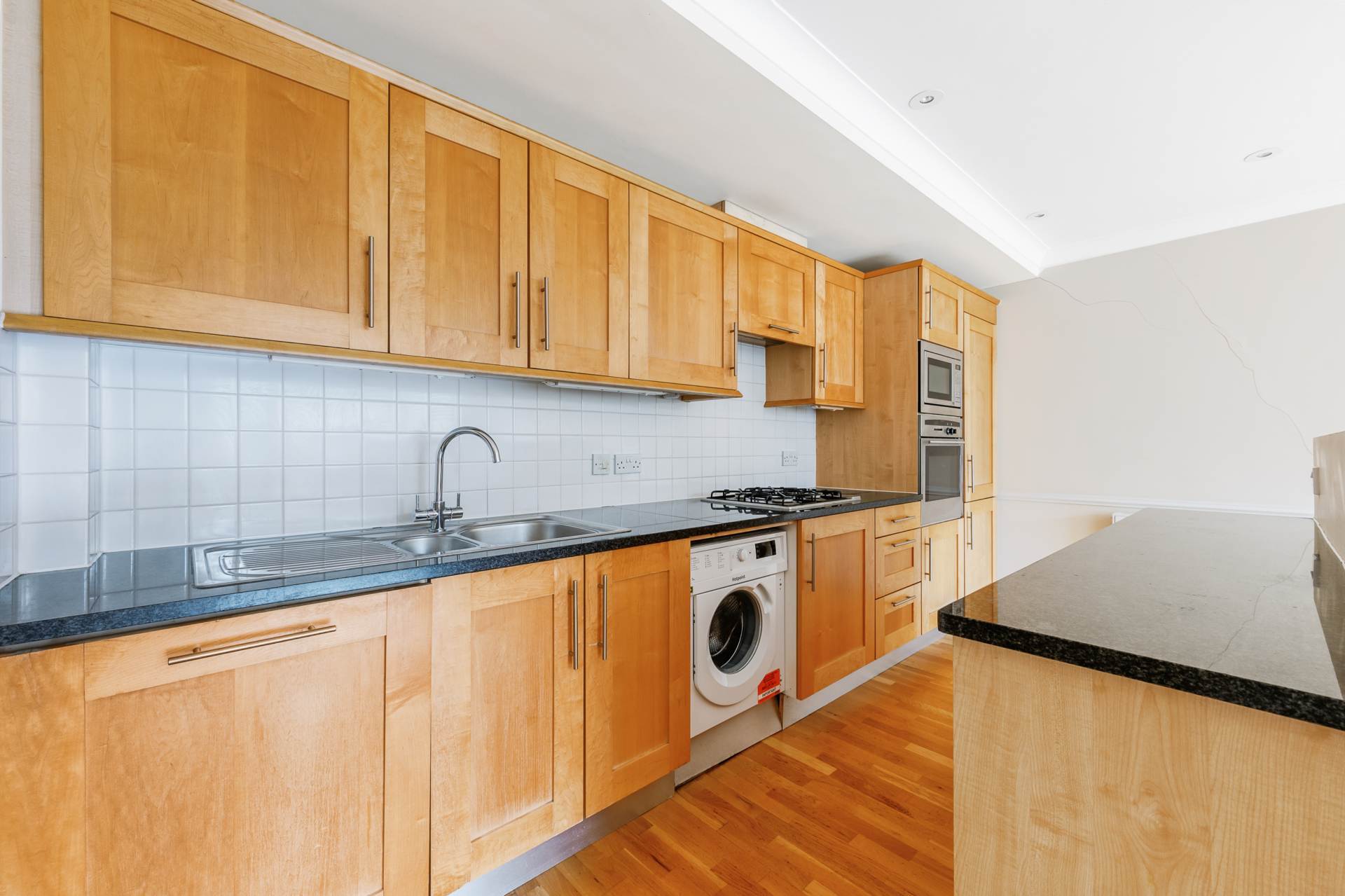 Ferry Lane, Brentford, Image 4