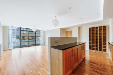 Ferry Lane, Brentford, Image 2