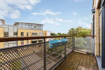 Ferry Lane, Brentford, Image 8