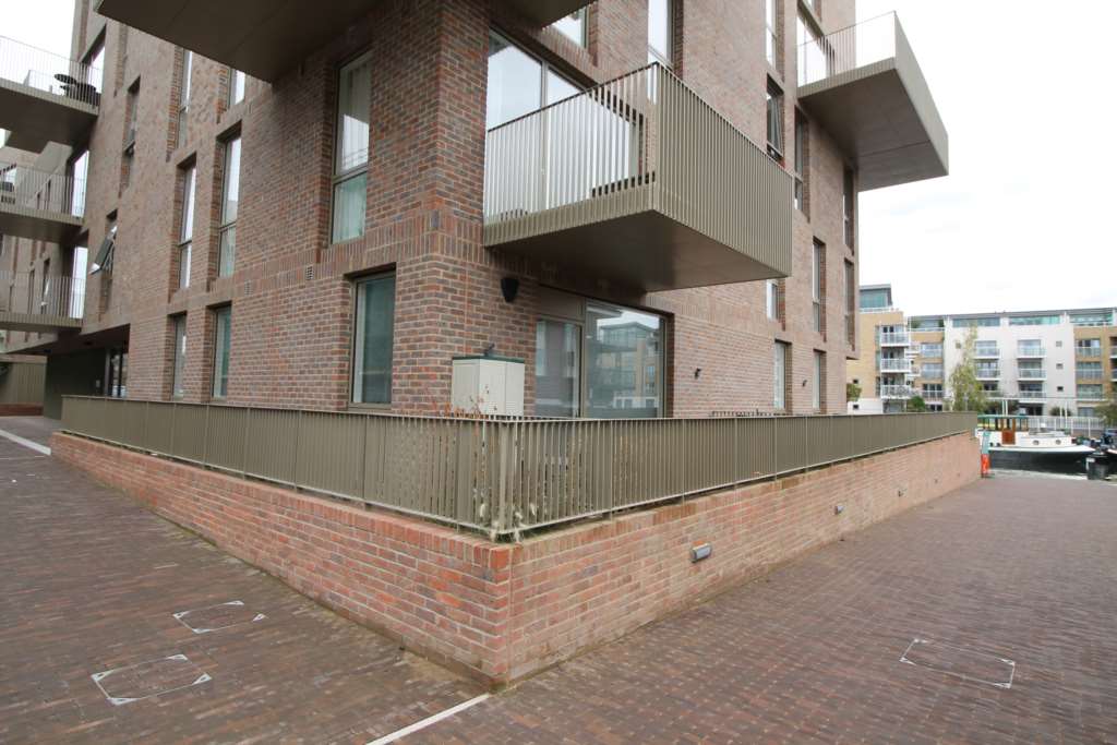 Halyards Court, Durham Wharf Drive, Image 12