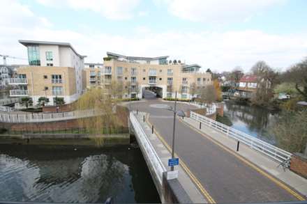 Property For Rent Dorey House, Brentford