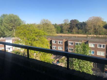 Otho Court, Brentford Dock, Image 11