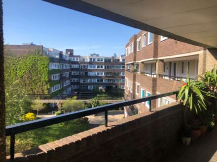 Otho Court, Brentford Dock, Image 2