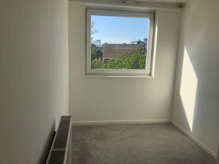 Otho Court, Brentford Dock, Image 8