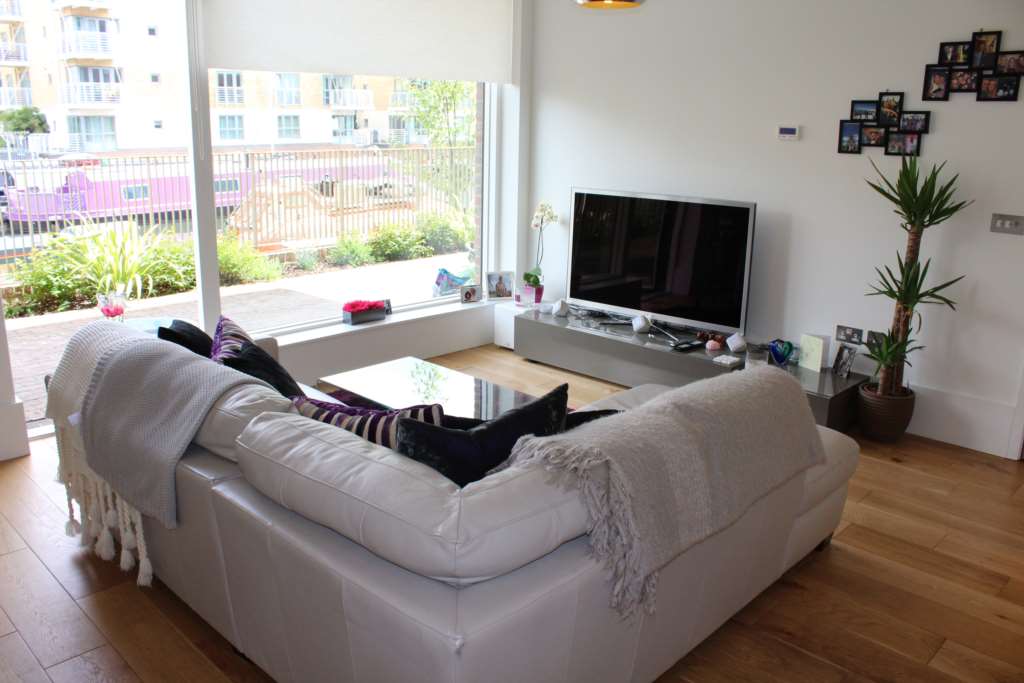Durham Wharf Drive, Brentford, Image 11