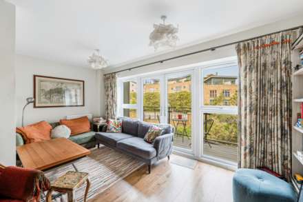Market Place,'The Butts', Brentford, Image 3