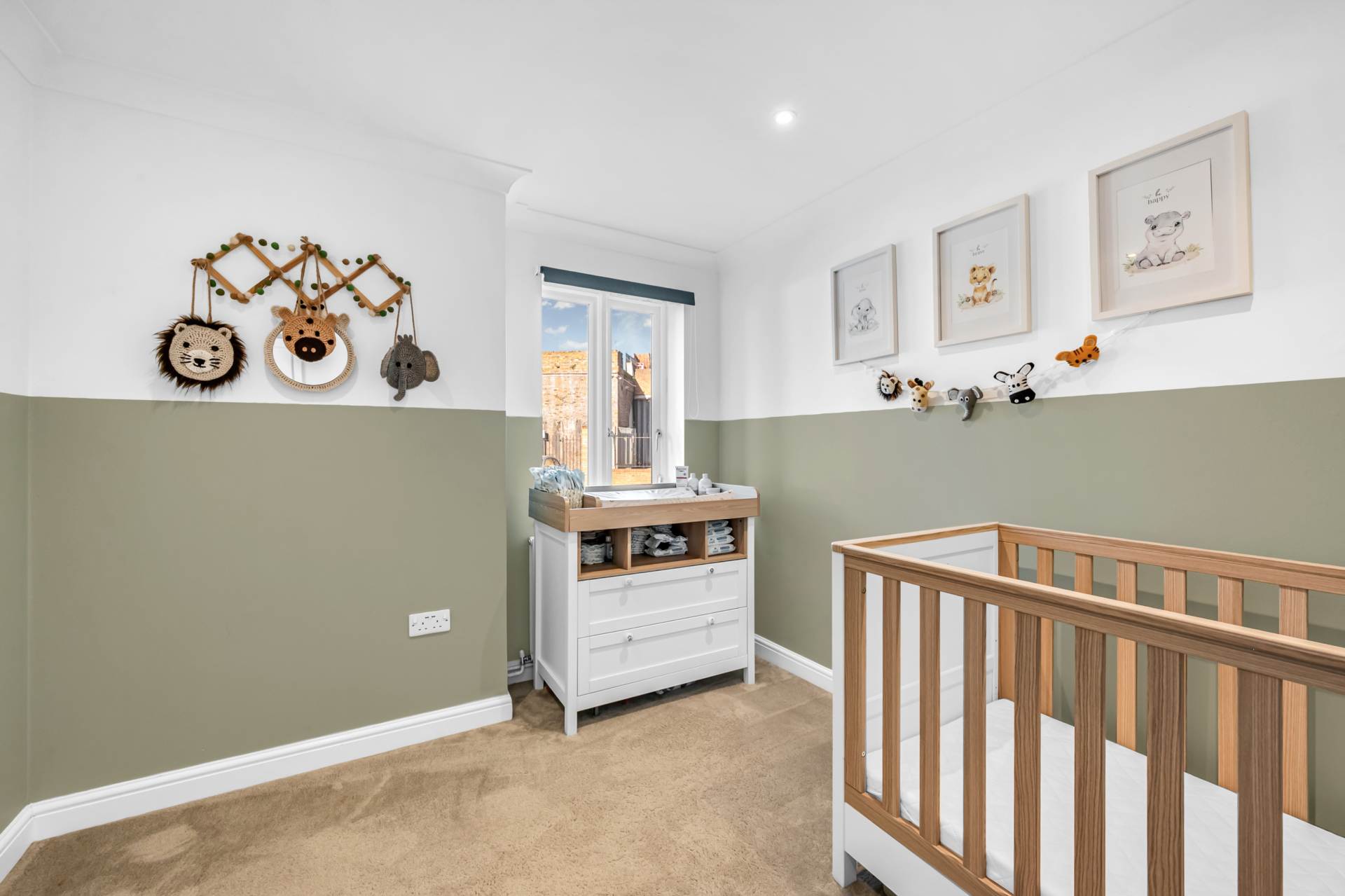 Bordeston Court,The Ham, Brentford, Image 9