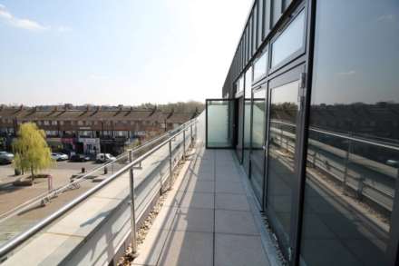 Market Place, Brentford, Image 3