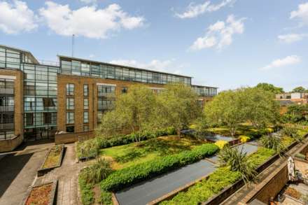 Ferry Quays, Brentford., Image 14