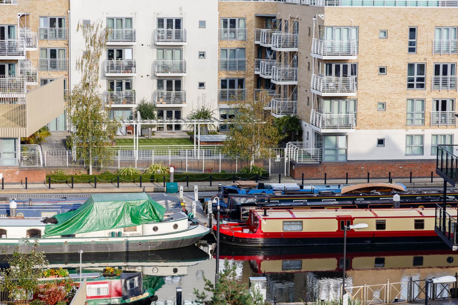 Brentford Lock West, Image 4