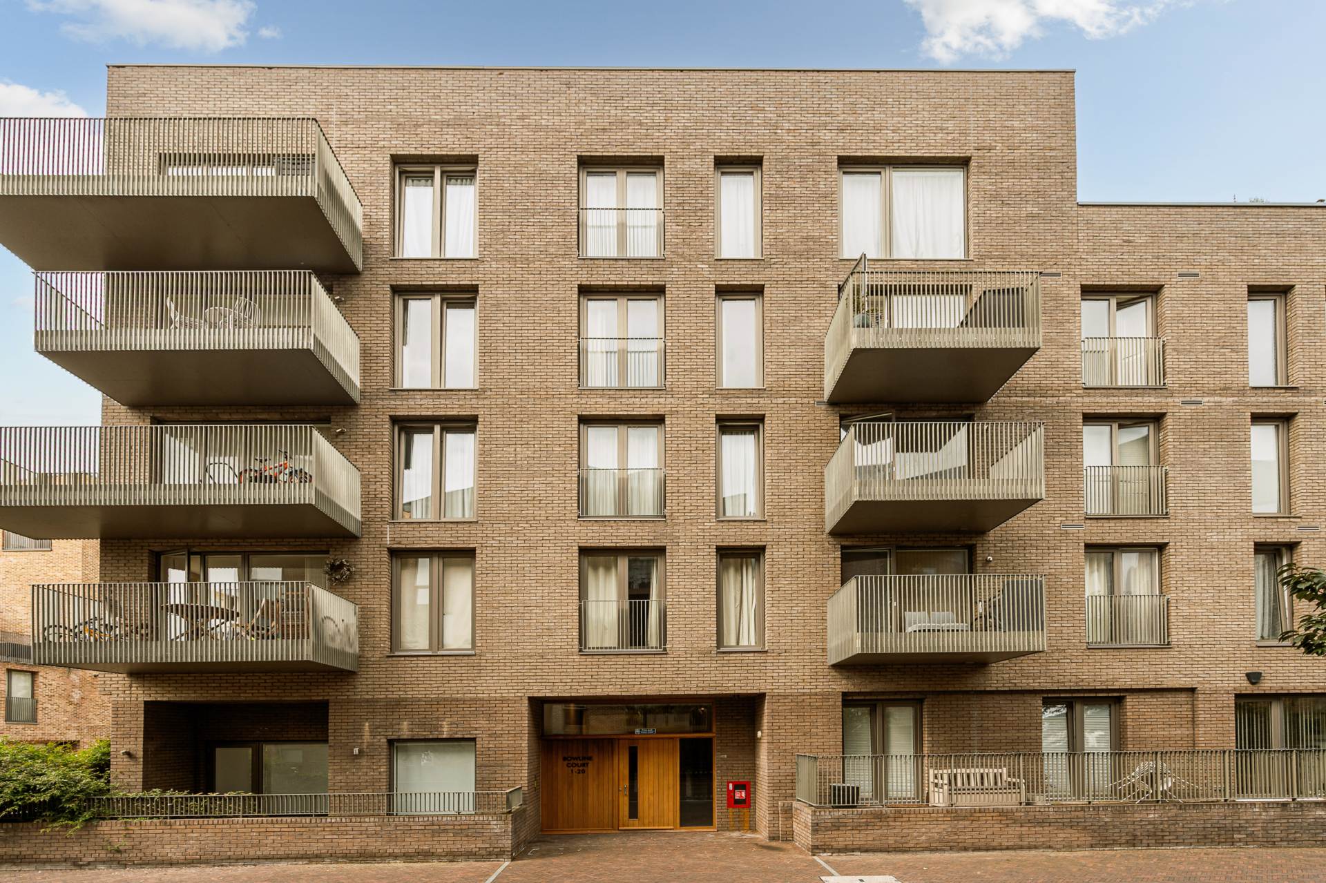 Bowline Court, Brentford Lock West, Image 2