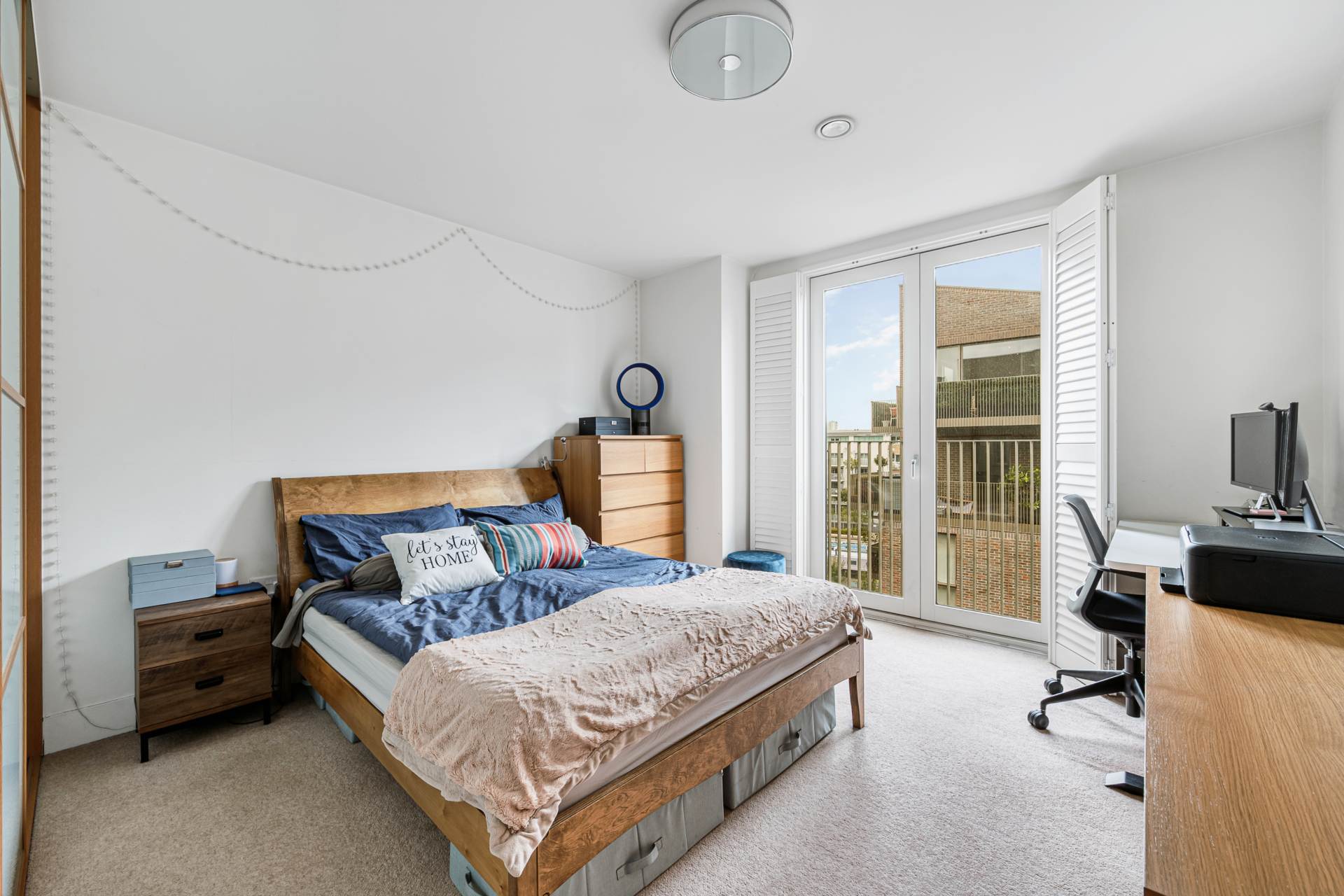 Bowline Court, Brentford Lock West, Image 9