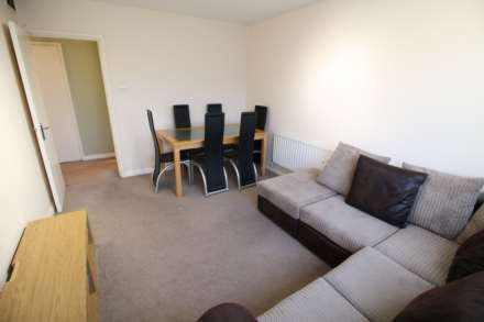 Brentford High Street Location, Image 2