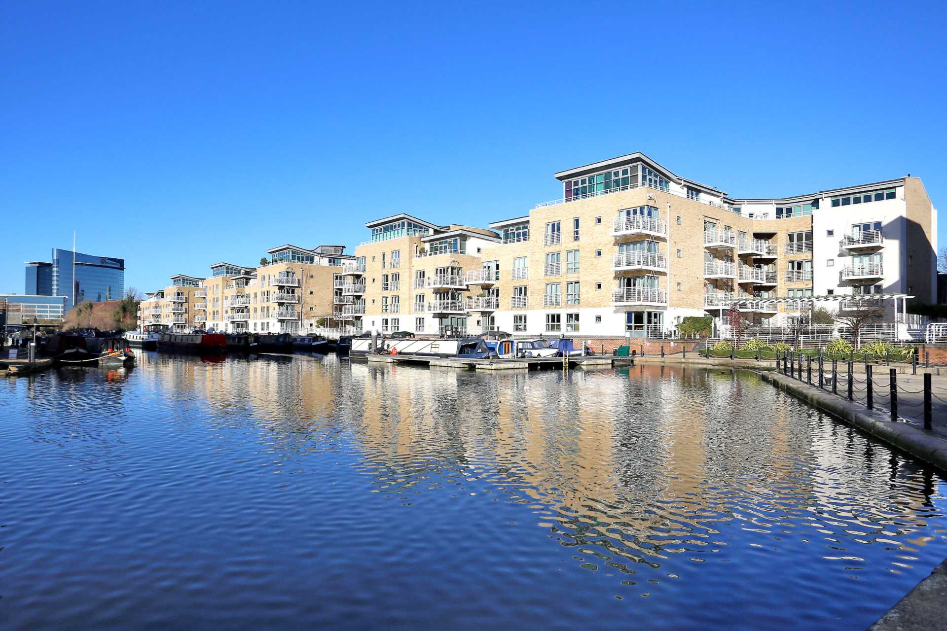 The Island, Brentford, Image 1