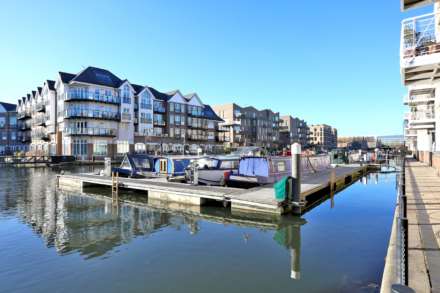 The Island, Brentford, Image 5